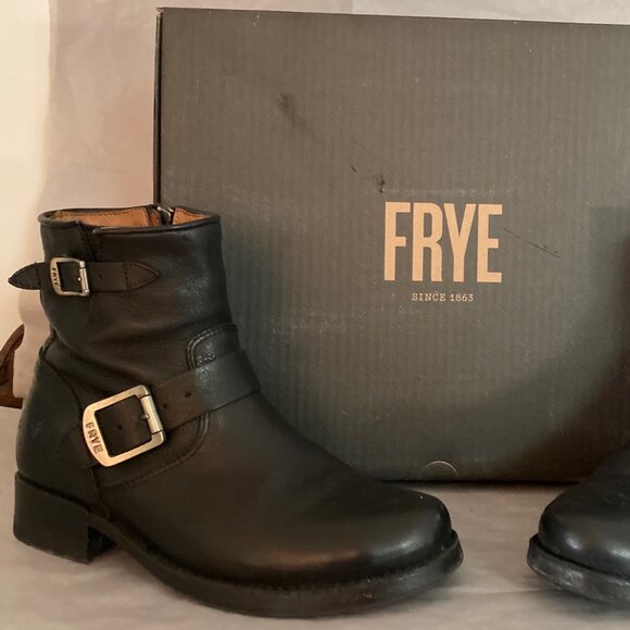 7.5 medium Frye gently used VICKI bootie with two logo buckles. - Picture 1 of 5